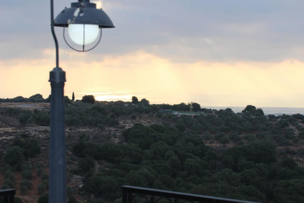 Benichuta Mitzpe Hila Exterior foto